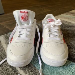 BRAND NEW REEBOK Unisex Classic Club C Revenge